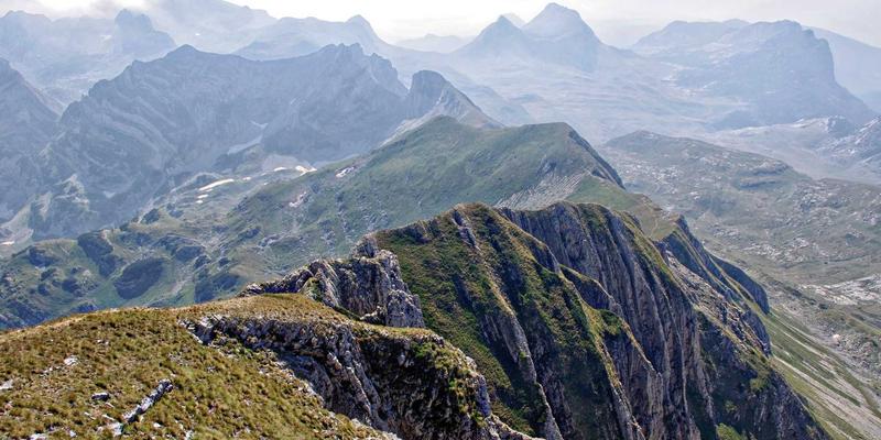 男性时尚新维度：禅意设计如何重塑男士用品美学